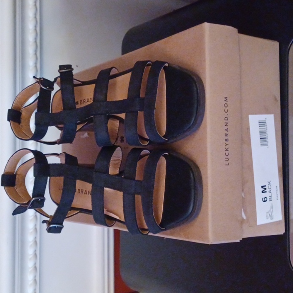 Lucky Brand  Paytun Sandal - NIB